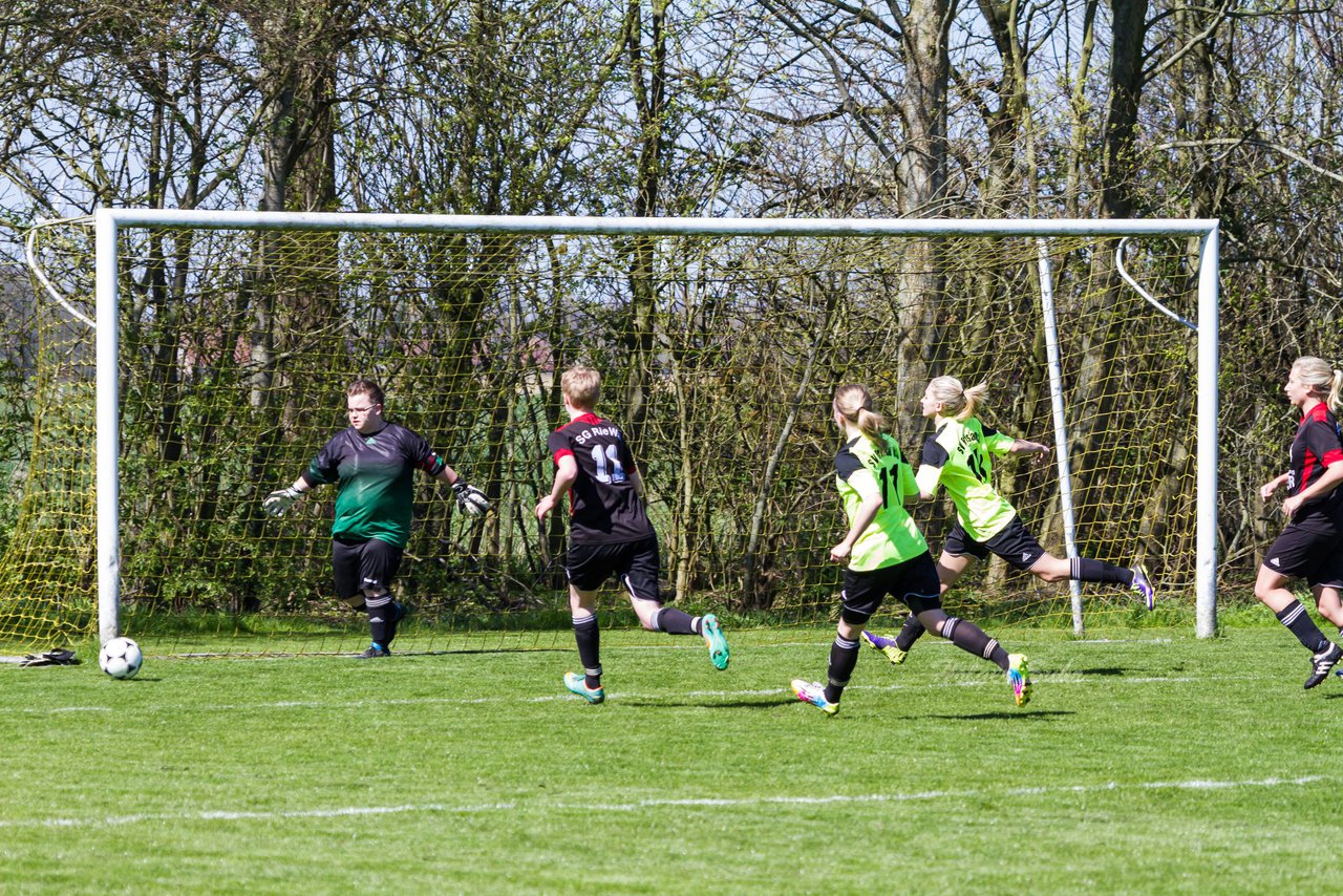 Bild 153 - Frauen SV Frisia 03 Risum Lindholm - Heider SV : Ergebnis: 8:0